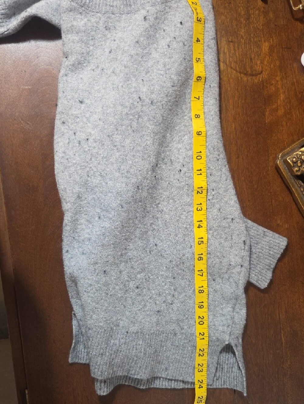 J. Crew Womens Heather Gray Crewneck Sweater Size Medium - Picture 7 of 7